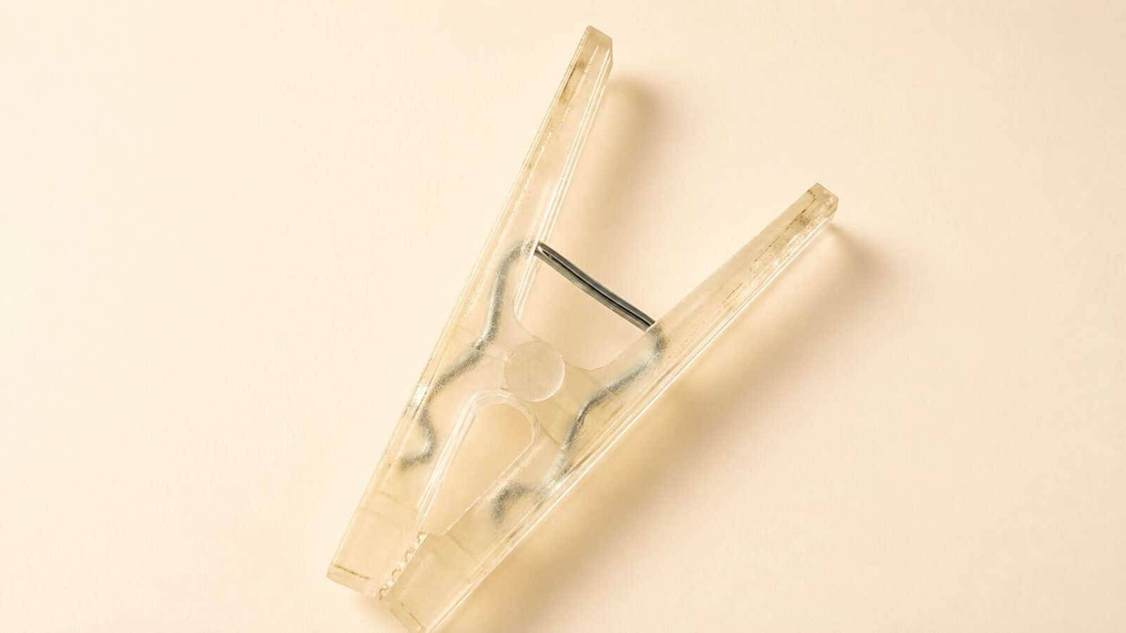 10年使い古した洗濯物ピンチ写真